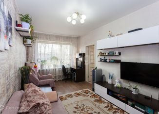 Продажа 3-ком. квартиры, 64 м2, Черногорск, улица Ленина, 44