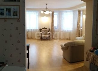 Продаю 3-ком. квартиру, 121 м2, Екатеринбург, метро Динамо, улица Фролова, 29