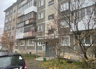 Продаю 1-комнатную квартиру, 30 м2, Среднеуральск, улица Бахтеева, 14