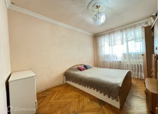 Продаю 3-ком. квартиру, 60 м2, Нальчик, улица А.А. Кадырова, 9, район Молодёжный