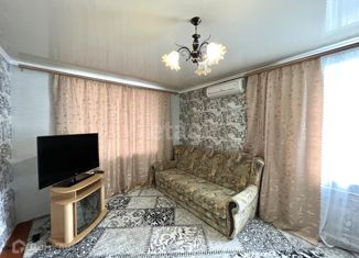 Продажа 2-ком. квартиры, 46 м2, село Охотниково, Комсомольская улица, 15Б