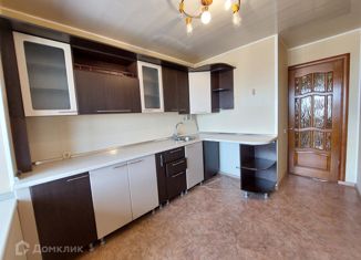 Продается 3-комнатная квартира, 67.3 м2, Нальчик, Самотёчная улица, 31, район Александровка