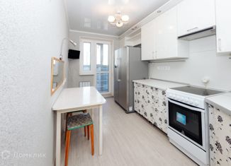 Продажа 1-комнатной квартиры, 38 м2, Уфа, улица Евгения Столярова, 2, ЖК Яркий