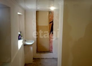 Продаю 3-комнатную квартиру, 40.3 м2, Симферополь, улица Инге, 7