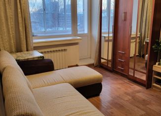 Продается 1-комнатная квартира, 32.8 м2, Новосибирск, улица Революции, 7, метро Красный проспект