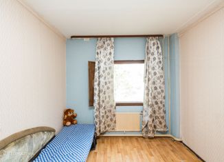 Продаю однокомнатную квартиру, 11.9 м2, Сургут, улица Григория Кукуевицкого, 6/3