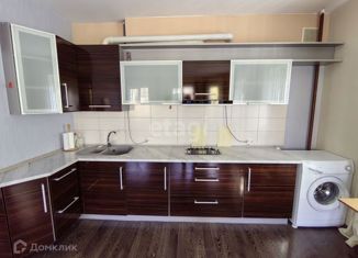 Продаю однокомнатную квартиру, 50.2 м2, Пионерский, Пионерская улица, 9А