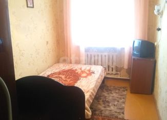 Аренда 2-комнатной квартиры, 43 м2, Ялуторовск, улица Карбышева, 8