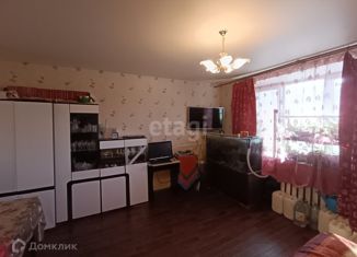 Продается двухкомнатная квартира, 50.5 м2, Кириши, проспект Героев, 5