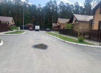 Продам таунхаус, 103.4 м2, Екатеринбург, Чкаловский район, Абрикосовая улица, 34