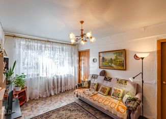 Продам 4-комнатную квартиру, 58.6 м2, Вологда, улица Текстильщиков, 21А, 6-й микрорайон