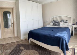 2-комнатная квартира на продажу, 61.5 м2, городской посёлок Рощино, Социалистическая улица, 15