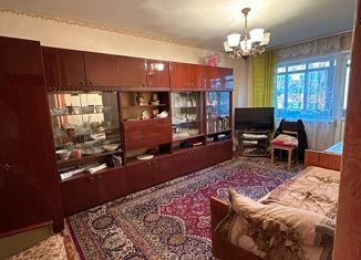 Продается 2-комнатная квартира, 44.1 м2, Барнаул, улица Антона Петрова, 228