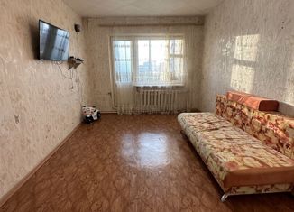 Продается 3-комнатная квартира, 68.5 м2, Астрахань, улица Аксакова, 6к2, Ленинский район
