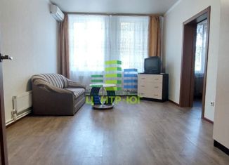 Продам 2-ком. квартиру, 44.6 м2, поселок городского типа Афипский, улица Ленина, 14