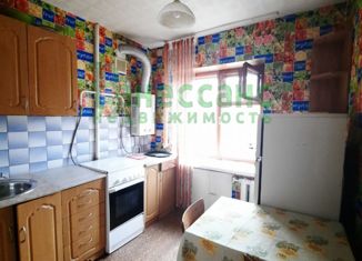 Сдается 1-комнатная квартира, 30 м2, Брянск, улица Матвеева, 4, Советский район