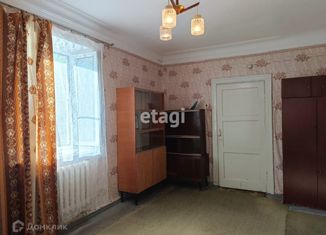 Продается 2-комнатная квартира, 41.1 м2, Сланцы, улица Чайковского, 4