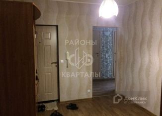 4-комнатная квартира на продажу, 80.6 м2, Волгоград, улица 8-й Воздушной Армии, 15, район Семь Ветров