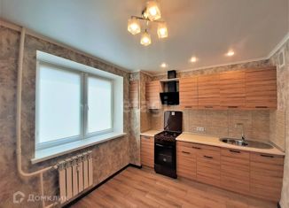 Продаю 1-комнатную квартиру, 40 м2, Брянск, улица имени О.Н. Строкина, 7, ЖК Квартал Авиаторов