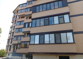 Продаю однокомнатную квартиру, 36 м2, Абинск, улица Парижской Коммуны, 1И