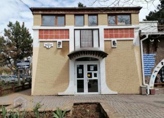 Сдается офис, 38.7 м2, Евпатория, улица Фрунзе, 8Г