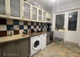 Продам трехкомнатную квартиру, 85.3 м2, Тюменская область, 14-й микрорайон, 25