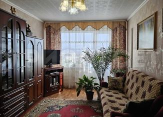 Продается 3-комнатная квартира, 59.6 м2, поселок городского типа Молочный, улица Гальченко, 13