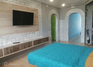 Продаю двухкомнатную квартиру, 47 м2, Белокуриха, улица Академика Мясникова, 26