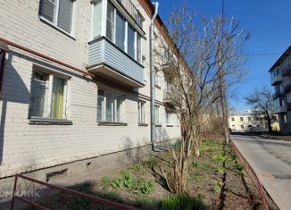 Продаю 1-ком. квартиру, 31 м2, посёлок Стрельна, Санкт-Петербургское шоссе, 90