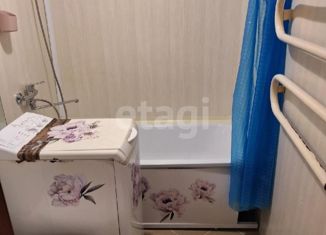 Сдается в аренду однокомнатная квартира, 32 м2, Омск, улица Профинтерна, 26, Кировский округ