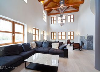 Продается дом, 650 м2, село Лайково