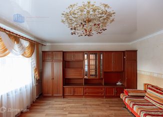 Продается 2-комнатная квартира, 71.1 м2, Калининград, улица Маршала Борзова, 99
