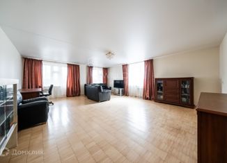 Продам 3-комнатную квартиру, 109 м2, Свердловская область, улица Викулова, 63к1