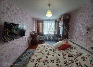 Продажа двухкомнатной квартиры, 47.1 м2, Ленинградская область, деревня Извара, 10