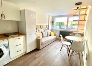 2-комнатная квартира на продажу, 40 м2, Москва, улица Перерва, 16, станция Перерва