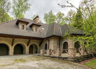 Продается дом, 545 м2, деревня Новодарьино