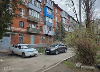 Продаю 2-комнатную квартиру, 41.8 м2, Краснодар, улица имени Тургенева, 139