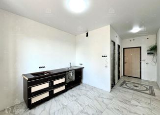 Продается 1-комнатная квартира, 35.2 м2, посёлок Мурино, Оборонная улица, 37к1