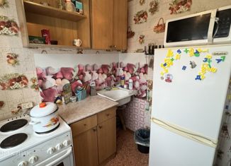 Продается 2-комнатная квартира, 45 м2, Арсеньев, улица Ломоносова, 16