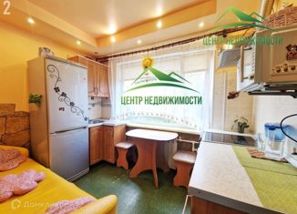 Двухкомнатная квартира на продажу, 50.4 м2, Магаданская область, улица Набережная реки Магаданки, 73к3