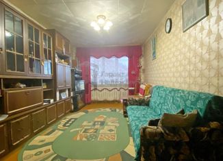 Продам 3-комнатную квартиру, 58.8 м2, Мурманская область, проспект Виктора Миронова, 2