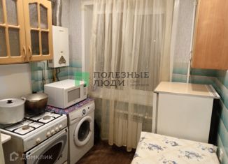 Сдается 3-комнатная квартира, 48 м2, Альметьевск, улица Радищева, 9