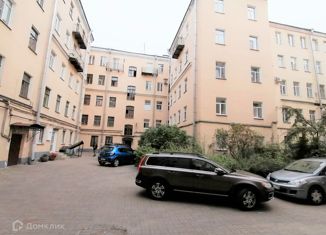 Аренда 2-ком. квартиры, 85 м2, Санкт-Петербург, Невский проспект, 162, метро Площадь Александра Невского-2