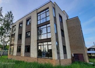 Продаю 2-комнатную квартиру, 69.5 м2, городской посёлок Рахья, Озерновская улица, 6