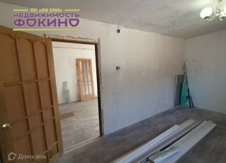 Продажа двухкомнатной квартиры, 41.1 м2, Фокино, улица Постникова, 8