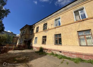 Продаю комнату, 79.7 м2, Киров, улица Шинников, 27, Октябрьский район