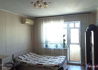 Продается 1-ком. квартира, 37 м2, Новороссийск, улица Дзержинского, 152