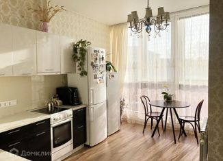 Продам 3-ком. квартиру, 63 м2, Бердск, улица Карла Маркса, 36