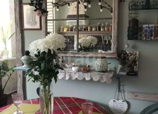 Продаю 4-ком. квартиру, 120 м2, Гурьевск, Комсомольская улица
