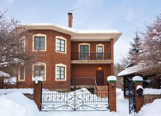 Продаю дом, 500 м2, село Первомайское, улица Ленина